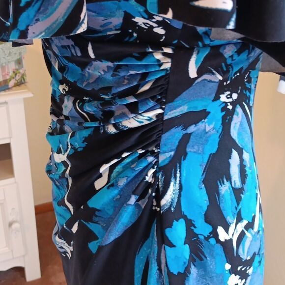 Lauren Ralph Lauren Soft Knit Floral Dress. Country Club,Professional,Bold Flora - Picture 6 of 15